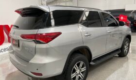 TOYOTA FORTUNER 2.7 2020