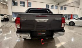 TOYOTA HILUX 2.4 DIESEL MT 2023