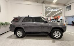 TOYOTA 4RUNNER SR5 2017