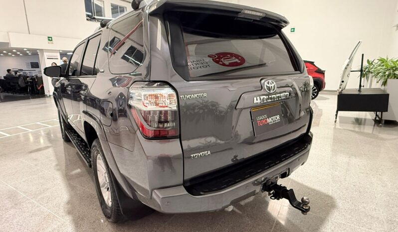 TOYOTA 4RUNNER SR5 2017 full