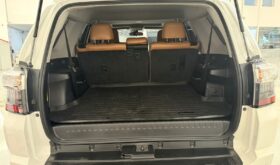 TOYOTA 4RUNNER SR5 2017