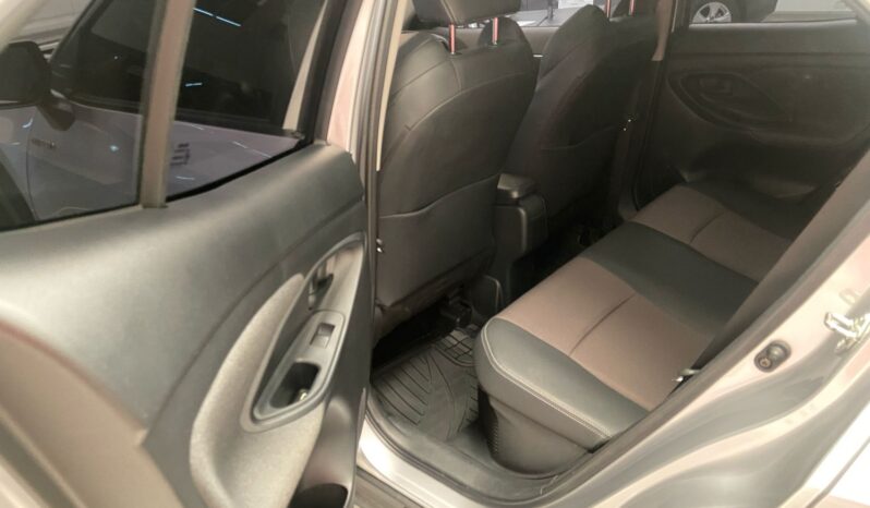 
TOYOTA YARIS CROSS XLS HIBRIDO 2023 full									