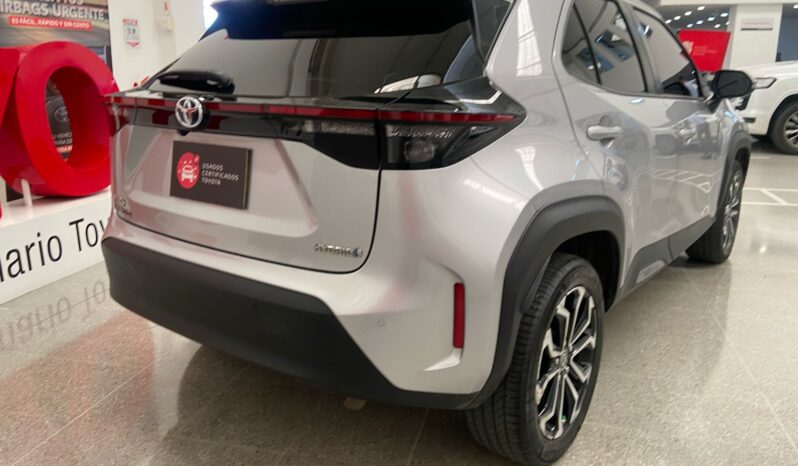 
TOYOTA YARIS CROSS XLS HIBRIDO 2023 full									