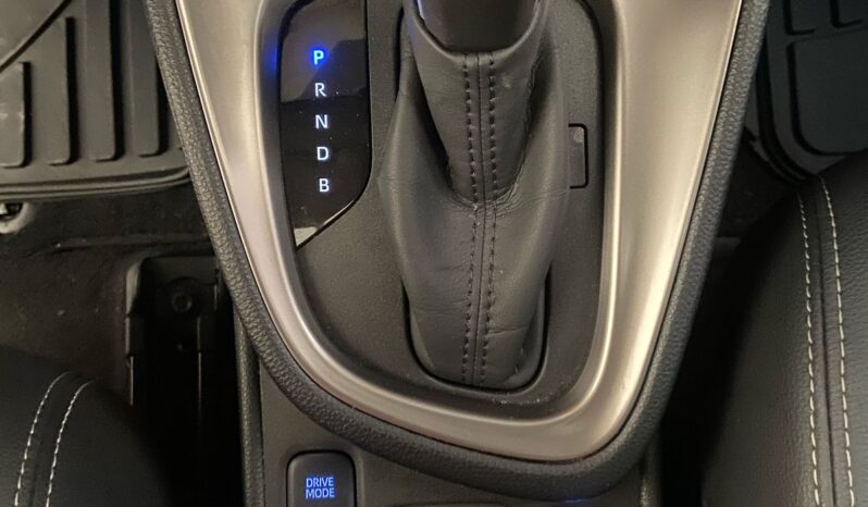 
TOYOTA YARIS CROSS XLS HIBRIDO 2023 full									