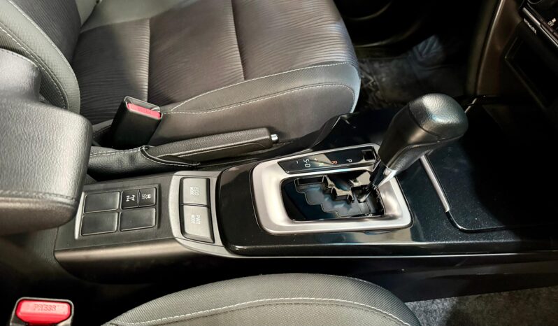 TOYOTA FORTUNER SR 2.4 DIESEL 4×2 2021 full