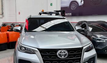 TOYOTA FORTUNER SR 2.4 DIESEL 4×2 2021 full