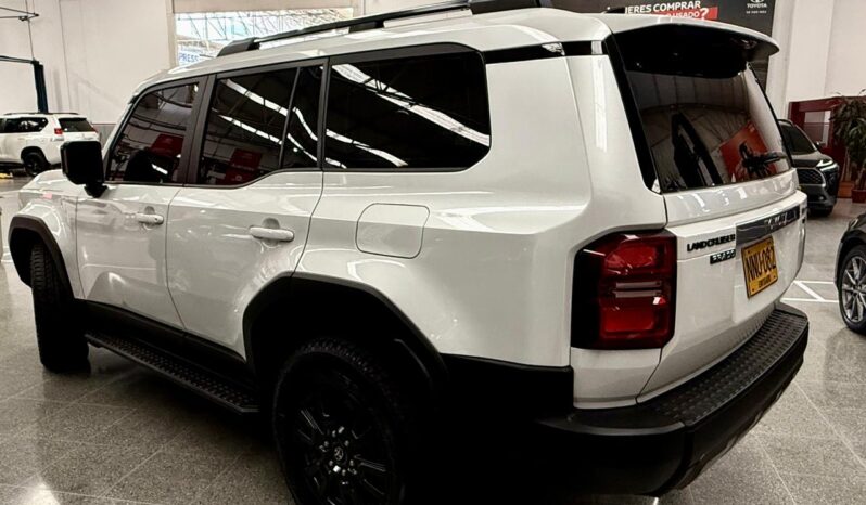 
TOYOTA PRADO 250 TXL 4X4 2025 full									