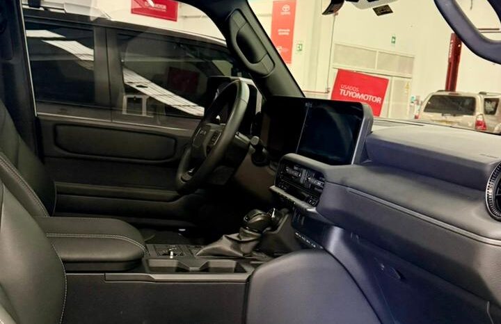 
TOYOTA PRADO 250 TXL 4X4 2025 full									