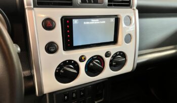 
TOYOTA  FJ CRUISER 2021 full									