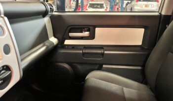 
TOYOTA  FJ CRUISER 2021 full									