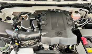 
TOYOTA  FJ CRUISER 2021 full									