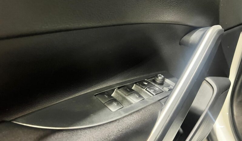 
TOYOTA COROLLA CROSS XEI HV 2022 full									