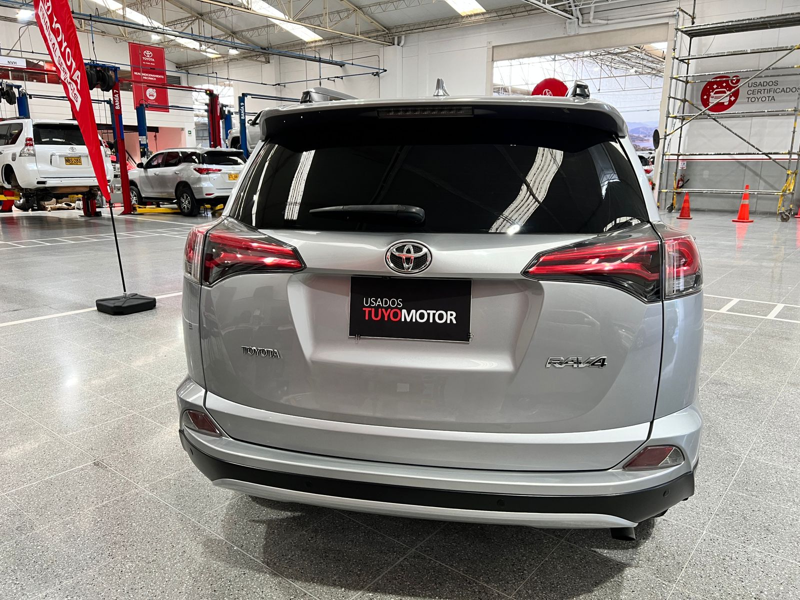 TOYOTA RAV4 2.5 4×2 2017