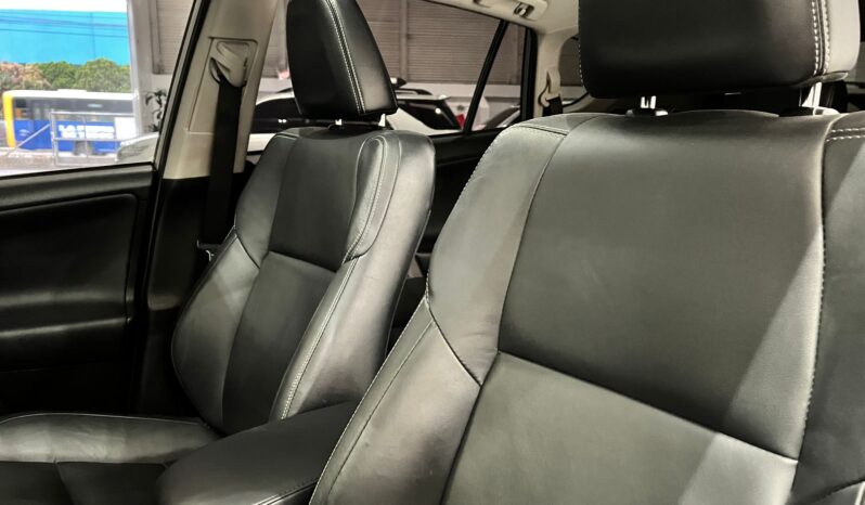 
TOYOTA RAV4 2.5 4×2 2017 full									