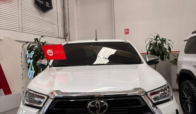 
HILUX 2,8 DIESEL 4X4 AT 2024 full									