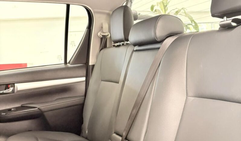 
HILUX 2,8 DIESEL 4X4 AT 2024 full									