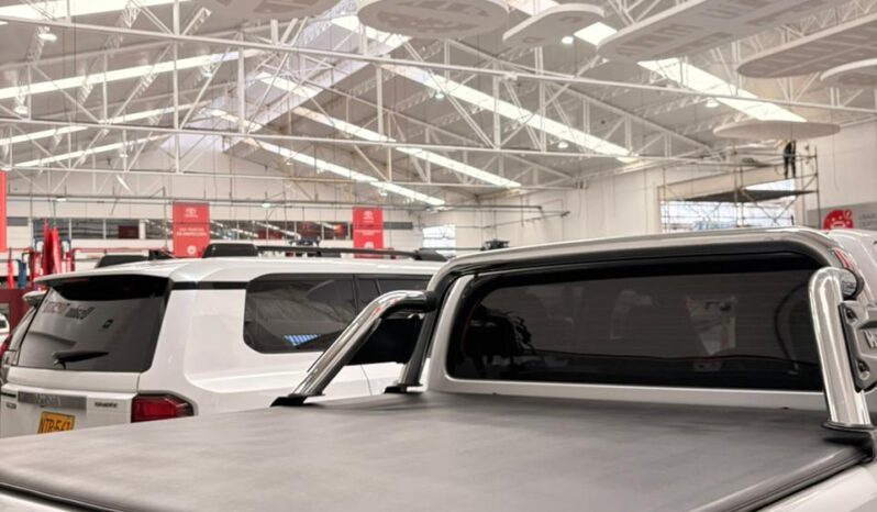 
HILUX 2,8 DIESEL 4X4 AT 2024 full									