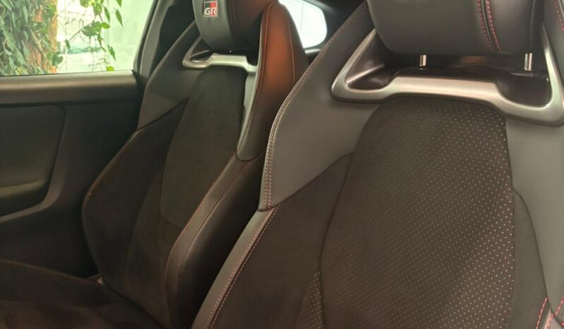 
YARIS GR 2024 BLANCO full									