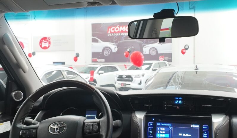 
FORTUNER GASOLINA 4X2 AT 2019 full									