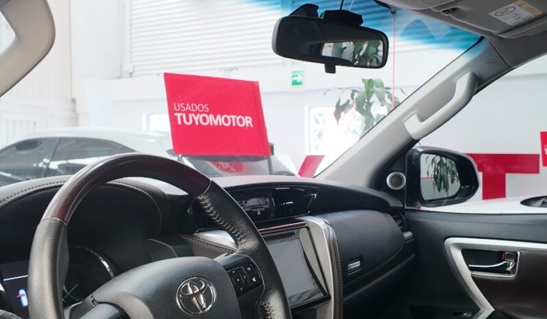 
FORTUNER GASOLINA 4X2 AT 2019 full									