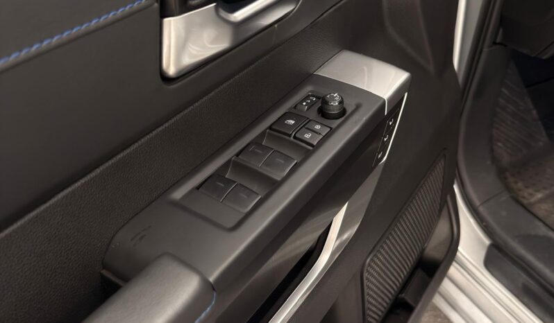 
								TUNDRA PLATINUM full									