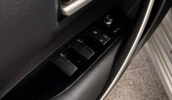 
										COROLLA SEDAN SEG HV 2021 full									