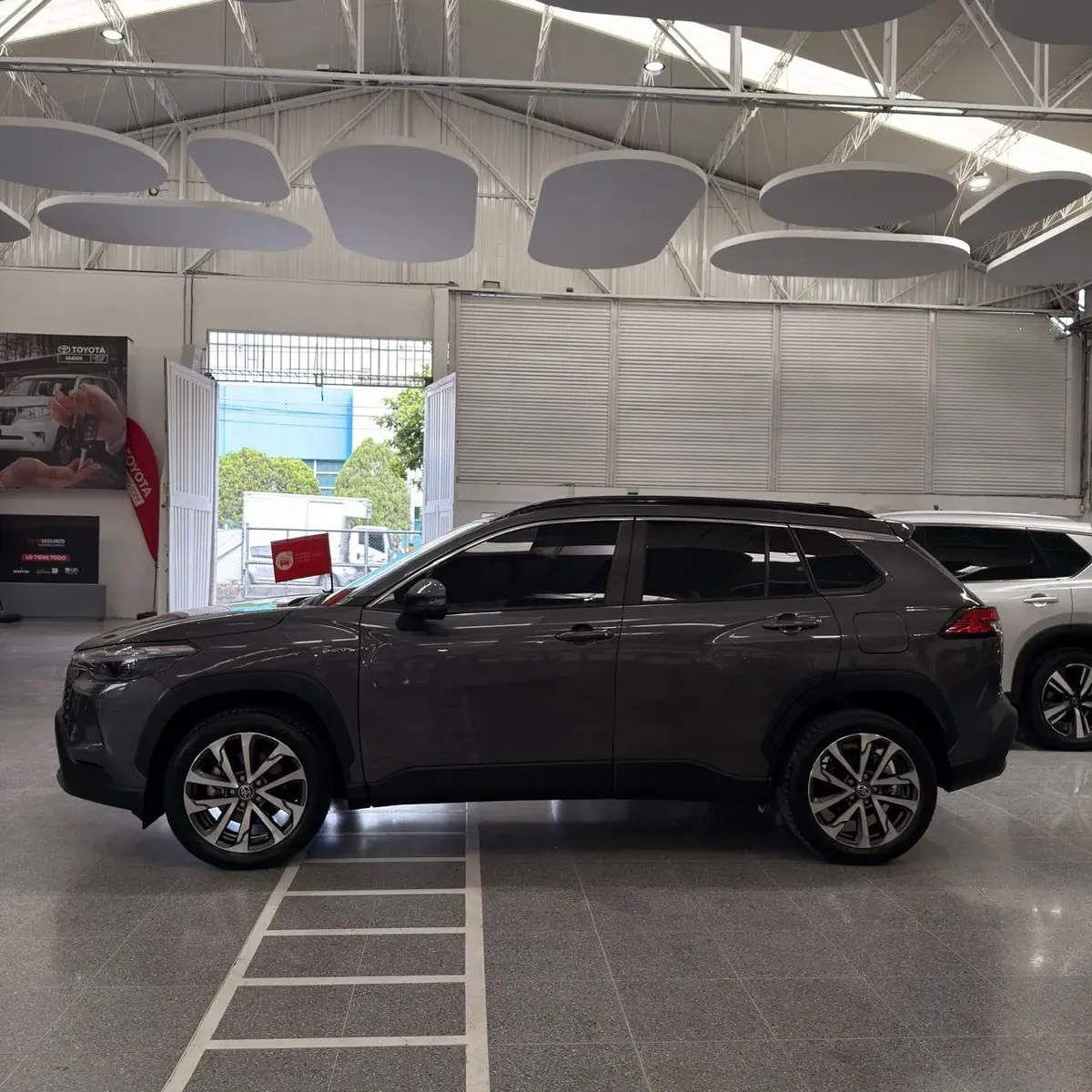 COROLLA CROSS SEG HV 2026