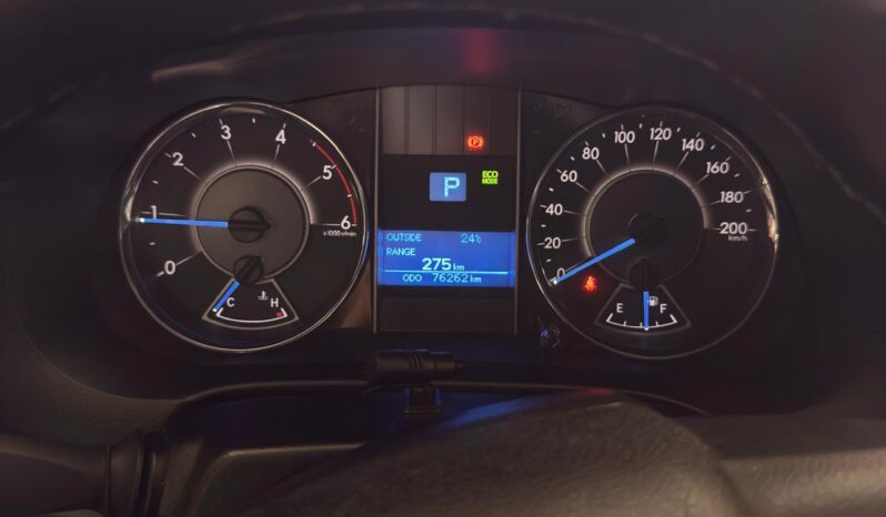 
								FORTUNER 2,4 4X2 DIESEL AT 2019 full									