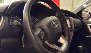 
										FORTUNER 2,4 4X2 DIESEL AT 2019 full									