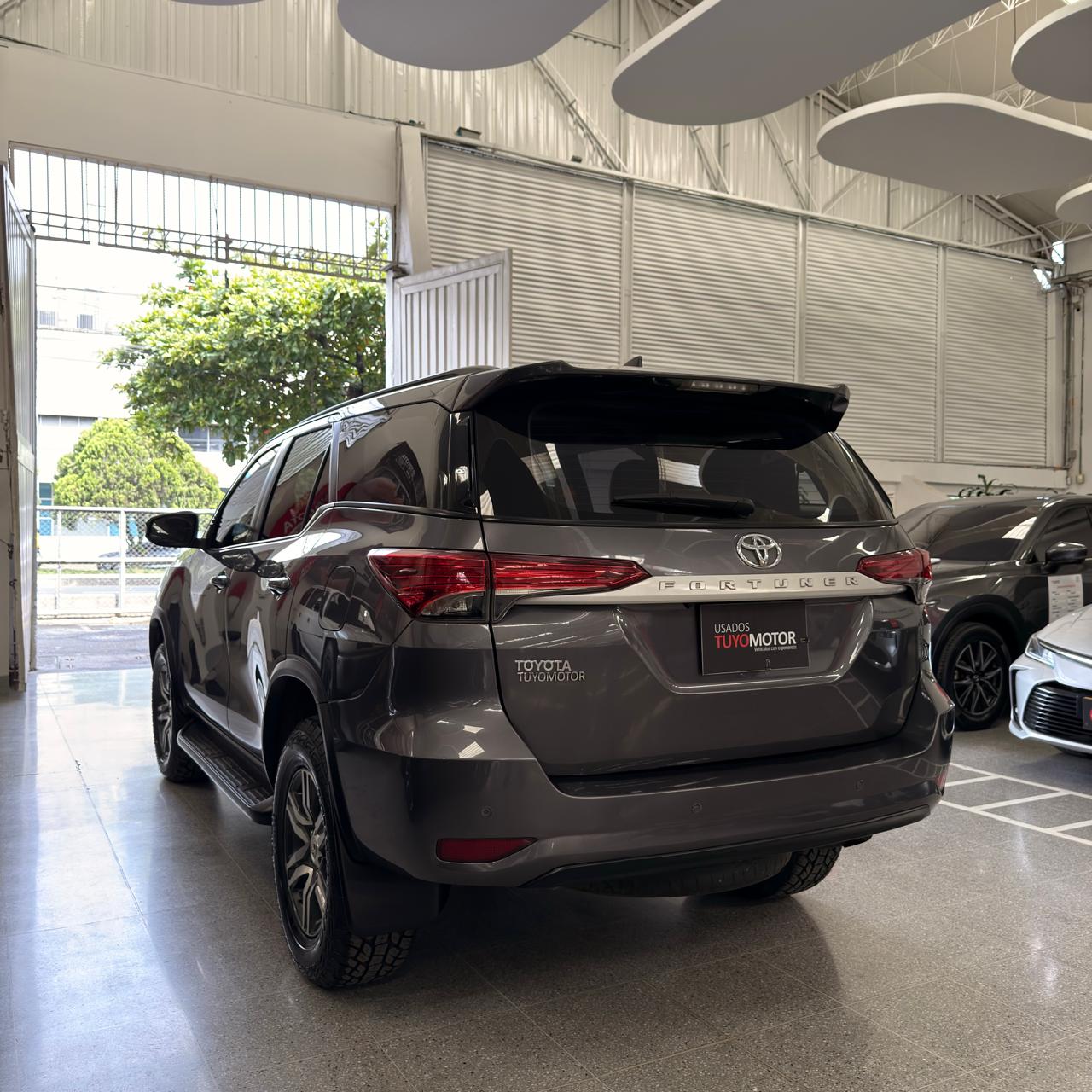 FORTUNER 2,4 4X2 DIESEL AT 2019