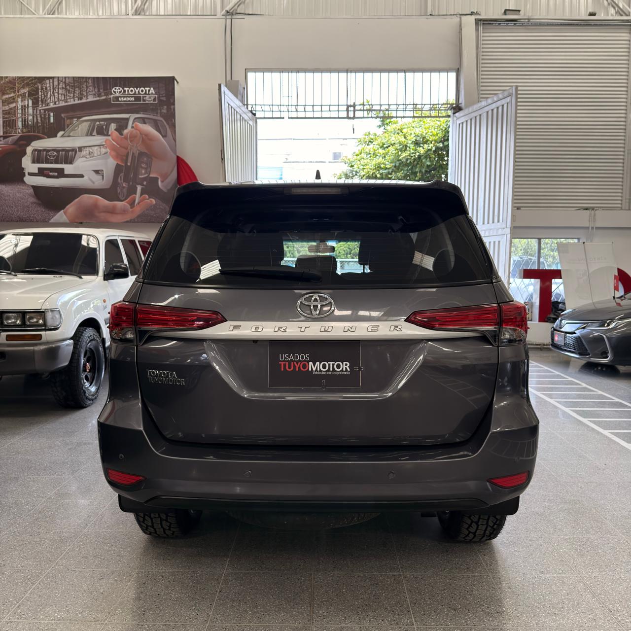 FORTUNER 2,4 4X2 DIESEL AT 2019