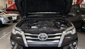 
										FORTUNER 2,4 4X2 DIESEL AT 2019 full									