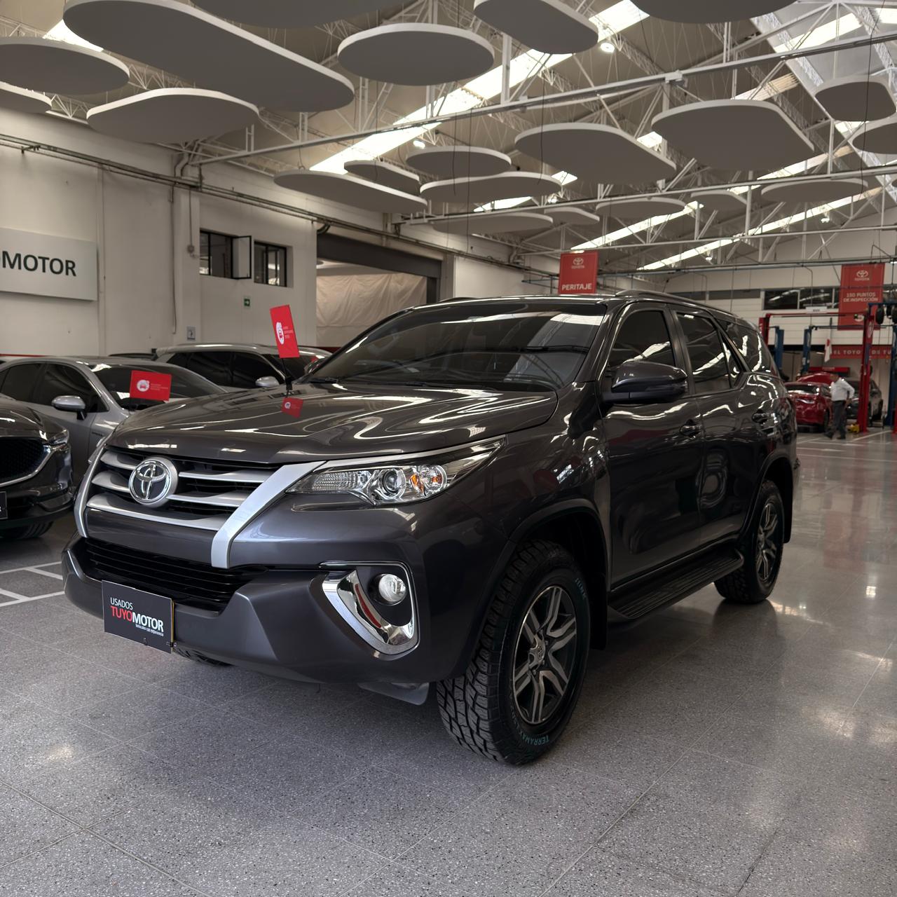 FORTUNER 2,4 4X2 DIESEL AT 2019