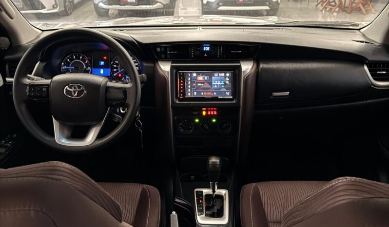 
								FORTUNER 2,4 4X2 DIESEL AT 2020 full									