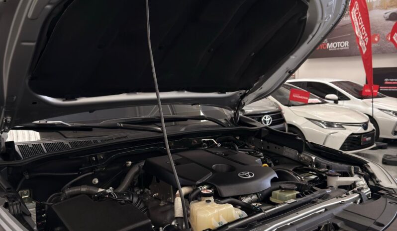 
								FORTUNER 2,4 4X2 DIESEL AT 2020 full									