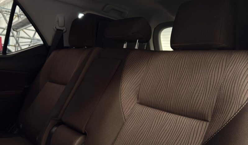 
								FORTUNER 2,4 4X2 DIESEL AT 2020 full									