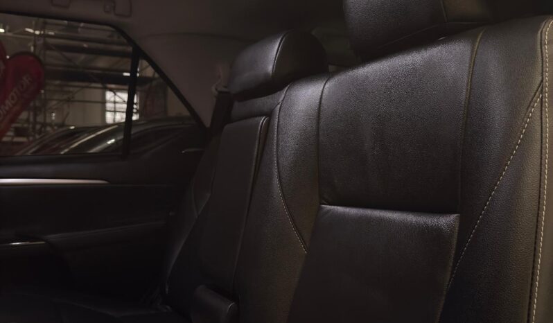 
								FORTUNER 2,4 4X2 DIESEL AT 2023 full									