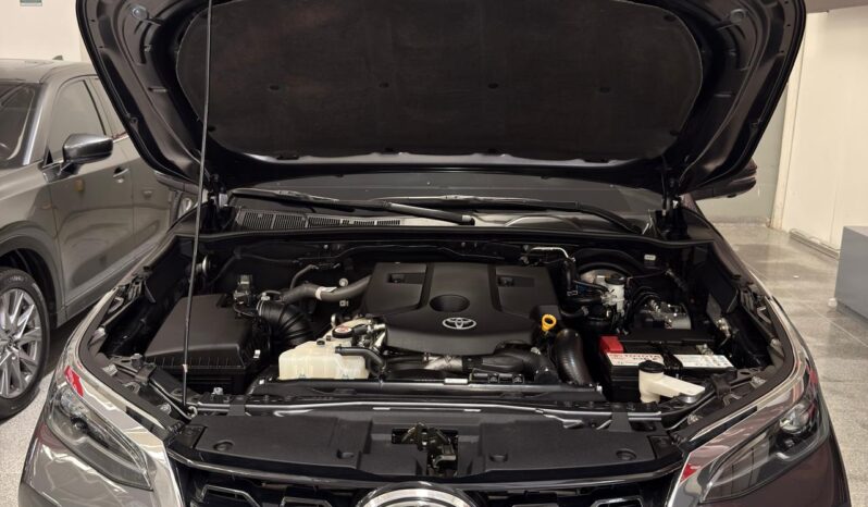 
								FORTUNER 2,4 4X2 DIESEL AT 2023 full									