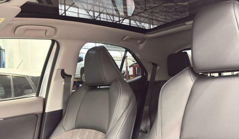 
								YARIS CROSS XLS HV 2025 full									