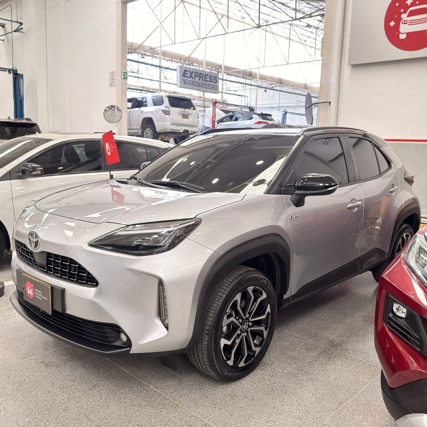 YARIS CROSS XLS HV 2025