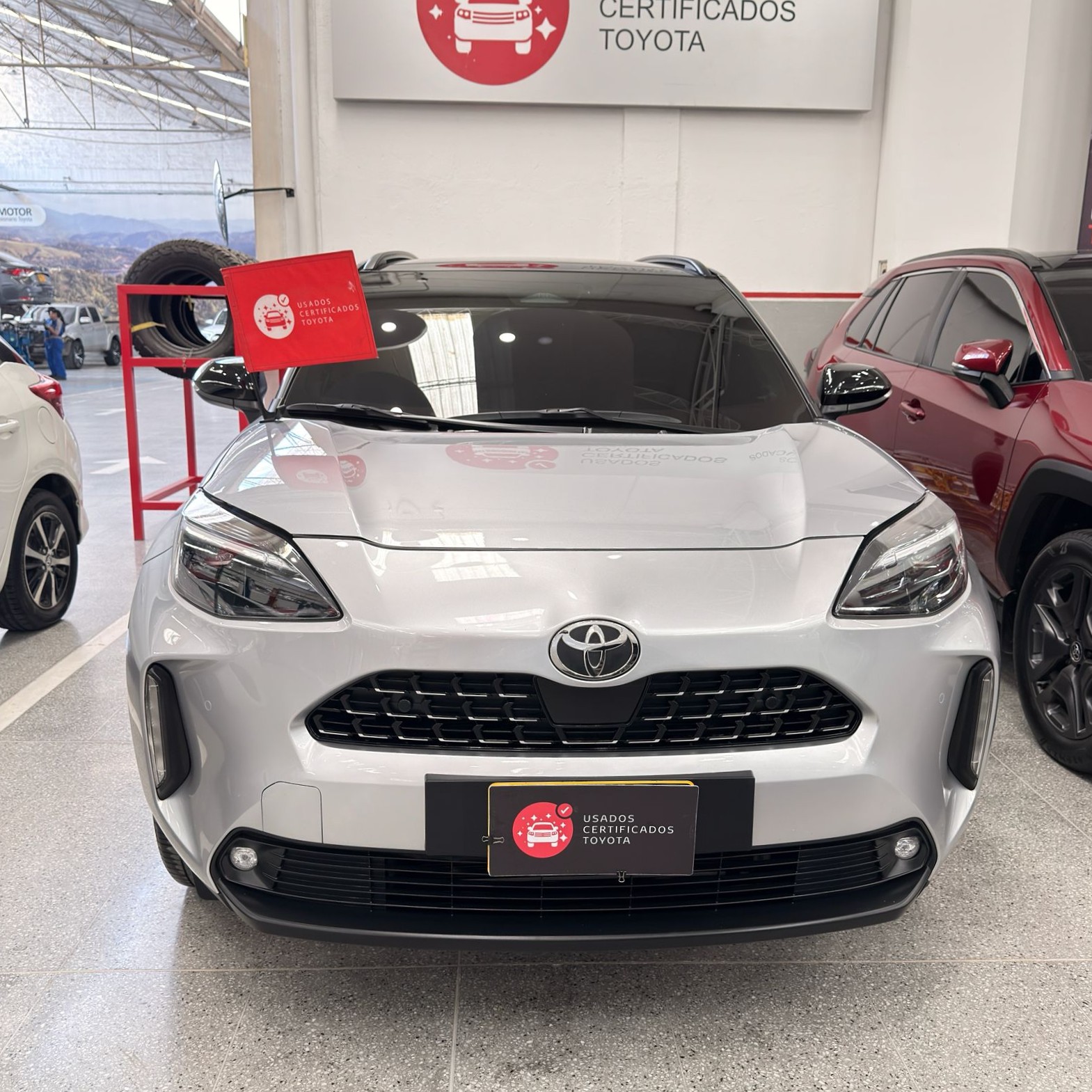 YARIS CROSS XLS HV 2025