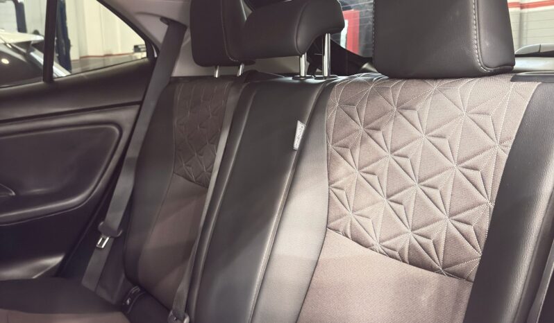 
								YARIS CROSS XLS HV 2025 full									