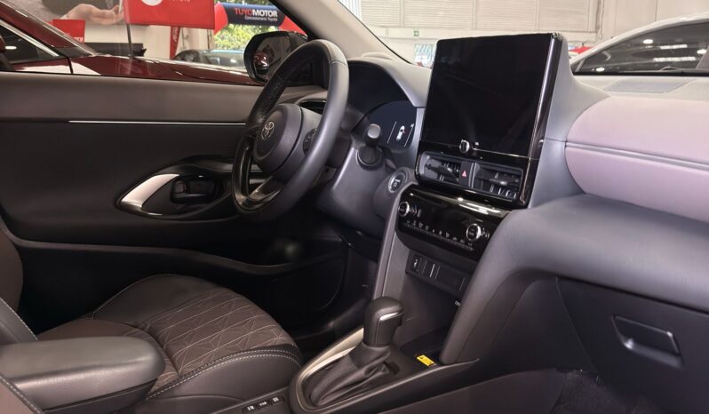 
								YARIS CROSS XLS HV 2025 full									