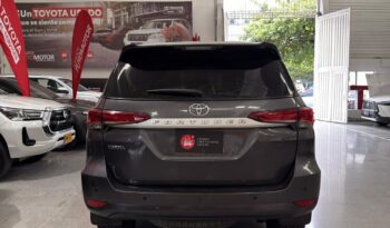 
										FORTUNER 2,8 4X4 DIESEL AT SR full									