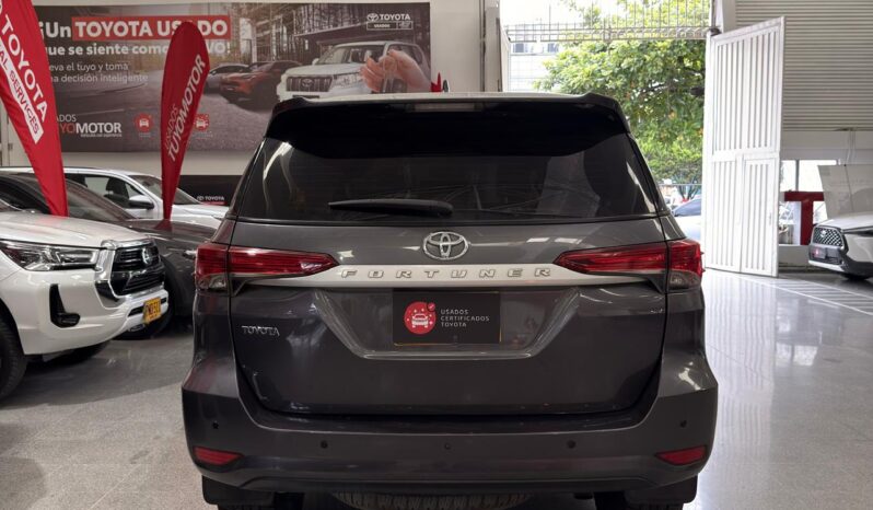 
								FORTUNER 2,8 4X4 DIESEL AT SR full									