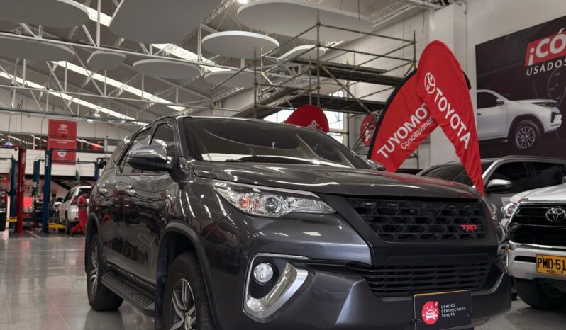
								FORTUNER 2,8 4X4 DIESEL AT SR full									