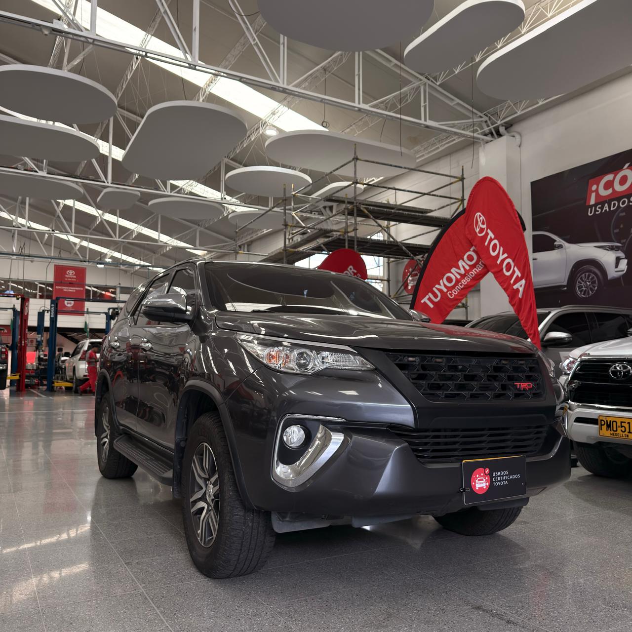 FORTUNER 2,8 4X4 DIESEL AT SR