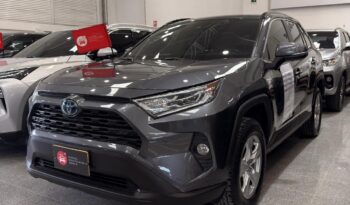 
										RAV4 XLE HV 2021 GRIS METALICO full									