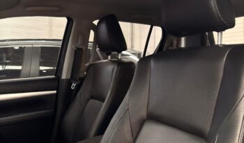 
										HILUX 2,4 4X4 DIESEL AT 2023 GRIS METALICO full									