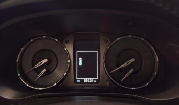
										HILUX 2,4 4X4 DIESEL AT 2023 GRIS METALICO full									